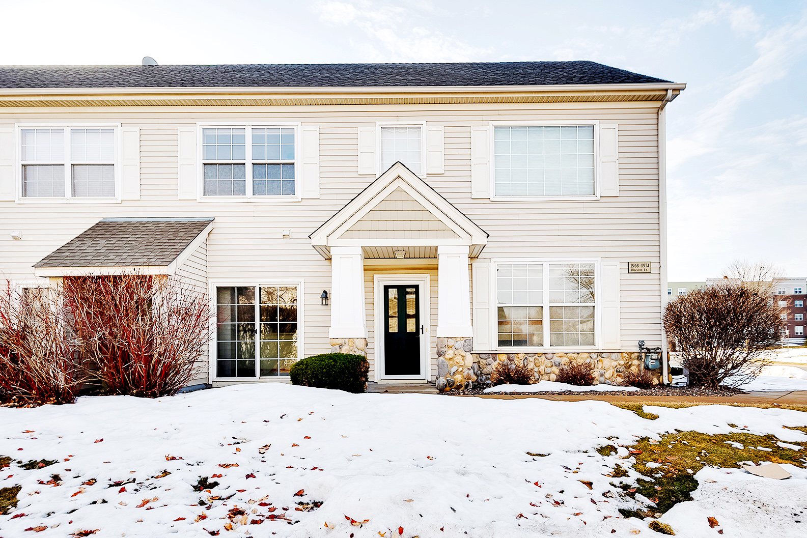 Property thumbnail image